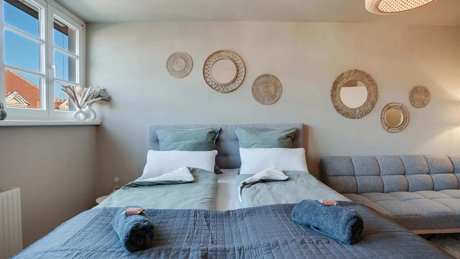 Boho Design Studio - Historic City Center With Free Parking & Aircon By Hero Homes Graz Österreich