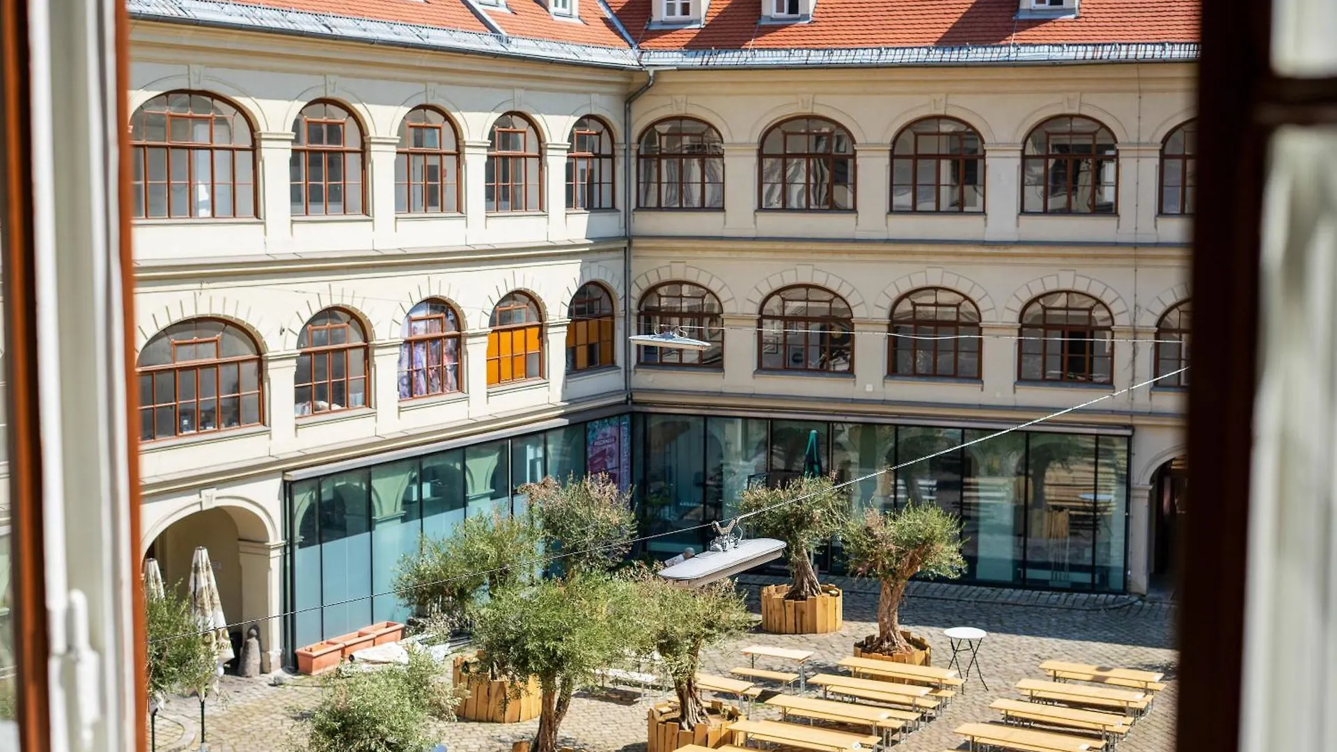 Apartment Boho Design Studio - Historic City Center With Free Parking & Aircon By Hero Homes Graz Österreich